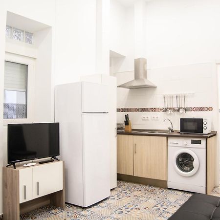 セビリアPrecioso Loft En El Corazon De Trianaアパートメント エクステリア 写真