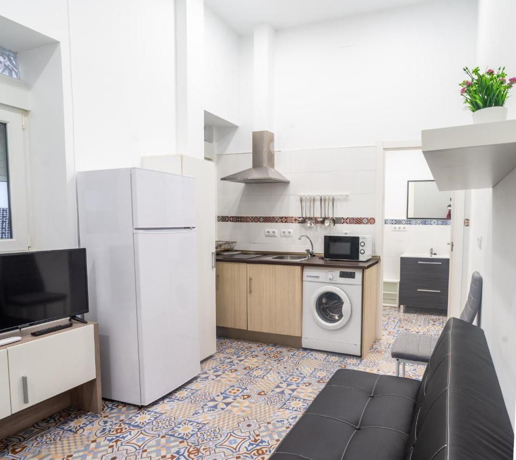 セビリアPrecioso Loft En El Corazon De Trianaアパートメント エクステリア 写真