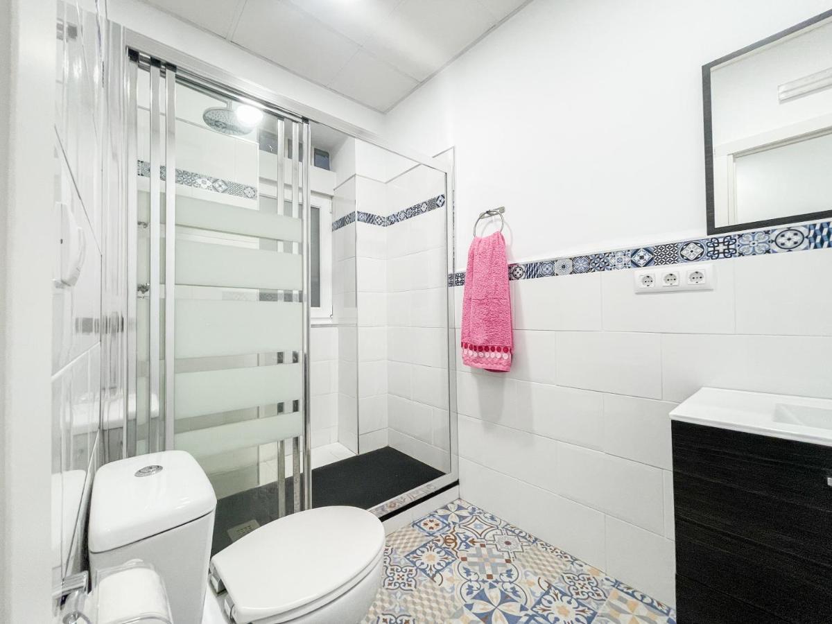 セビリアPrecioso Loft En El Corazon De Trianaアパートメント エクステリア 写真