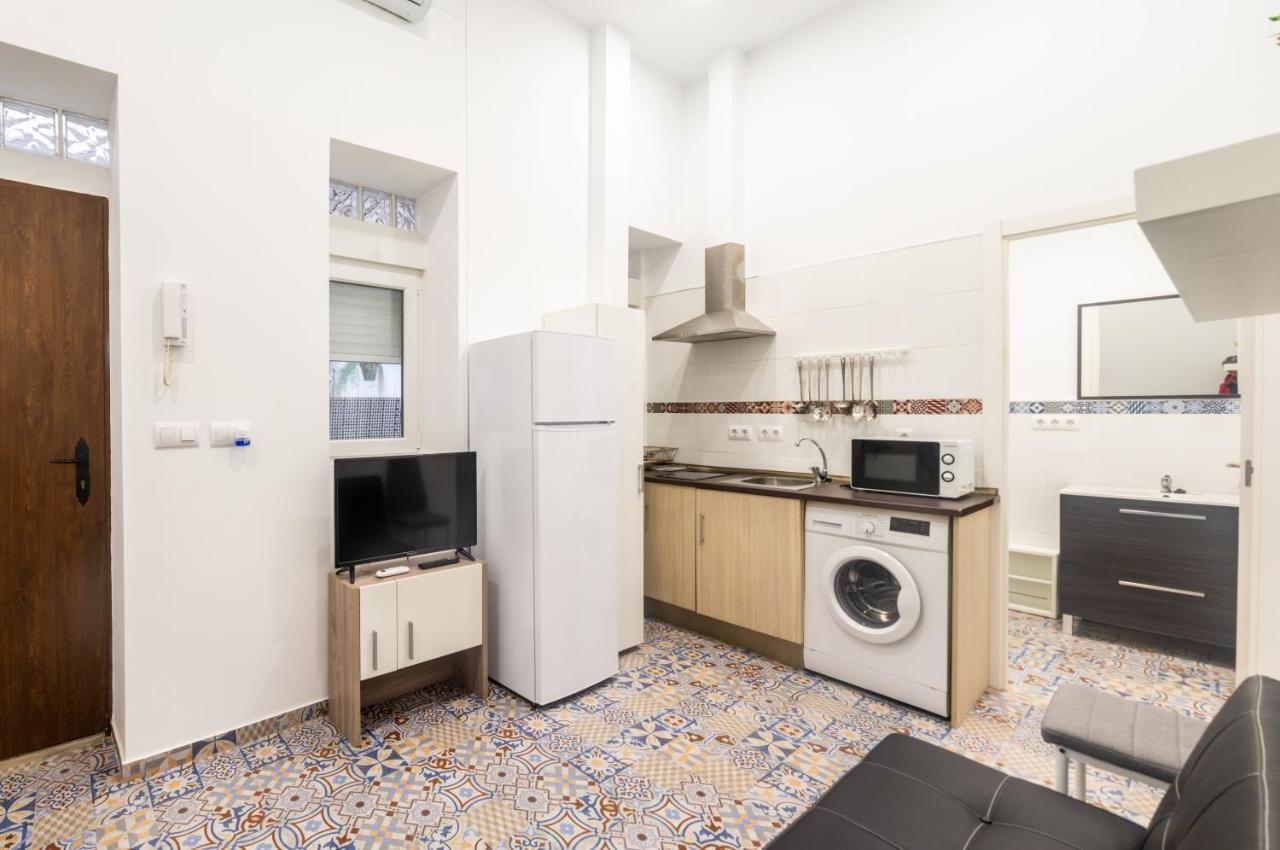 セビリアPrecioso Loft En El Corazon De Trianaアパートメント エクステリア 写真