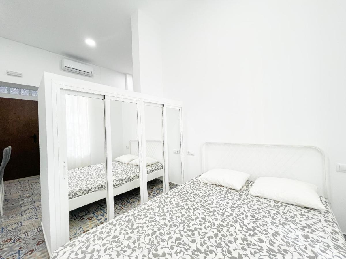 セビリアPrecioso Loft En El Corazon De Trianaアパートメント エクステリア 写真